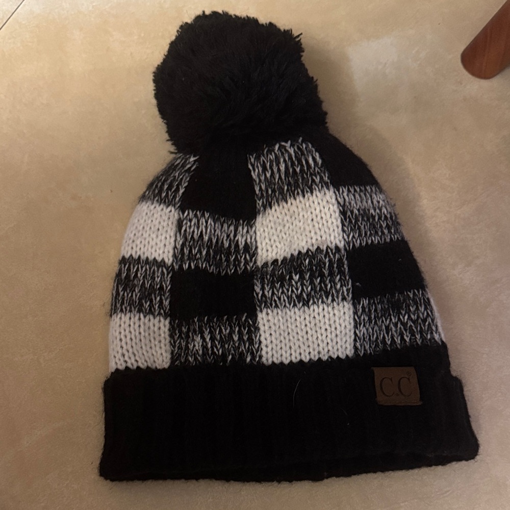 C.C beanie‎ fleece lined